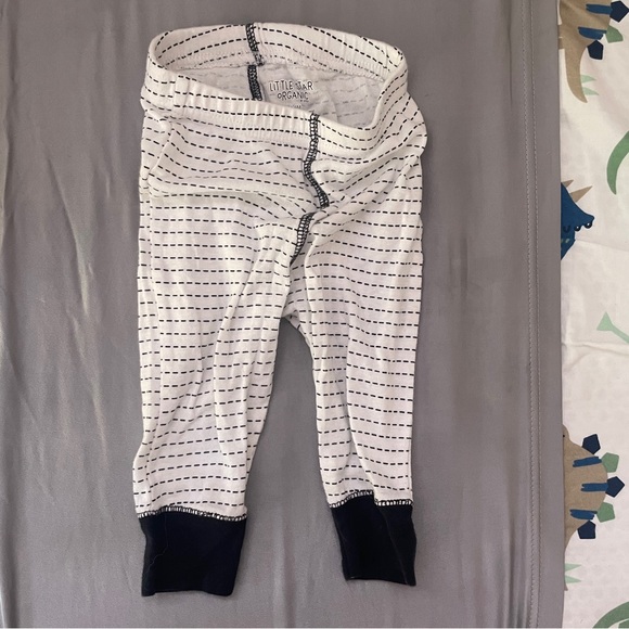 EUC Bundle of 5 pants), 0-6 months - Picture 1 of 6